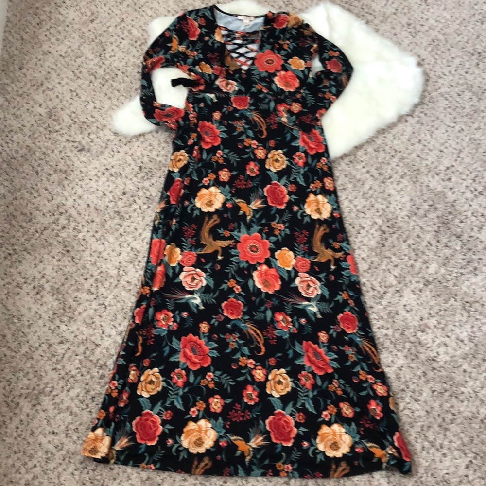 🛍FOREVER 21 LONG SLEEVE MAXI DRESS SIZE: L